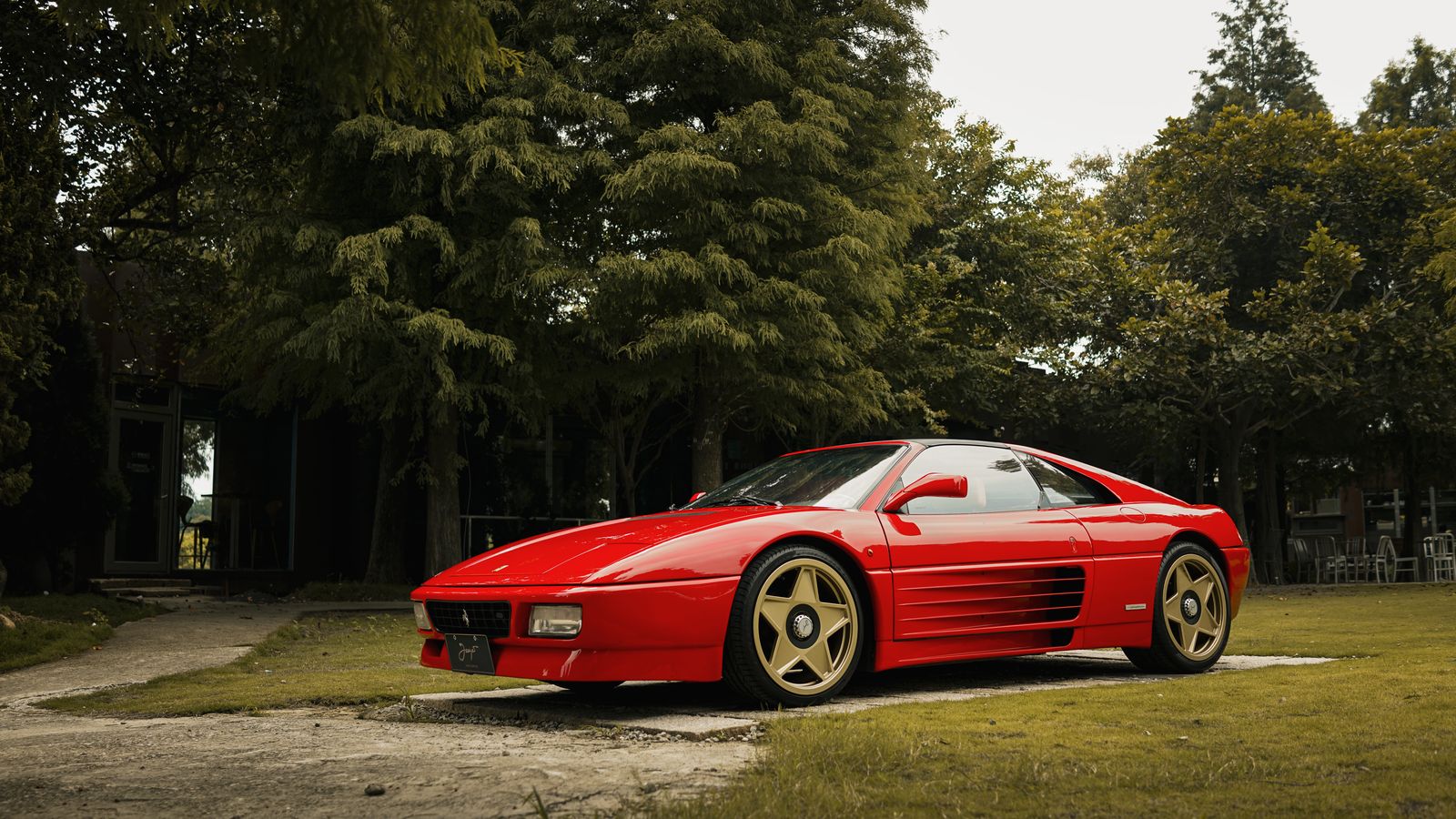 Ferrari 348 GTS 搭配 Jaeges RF 輪圈