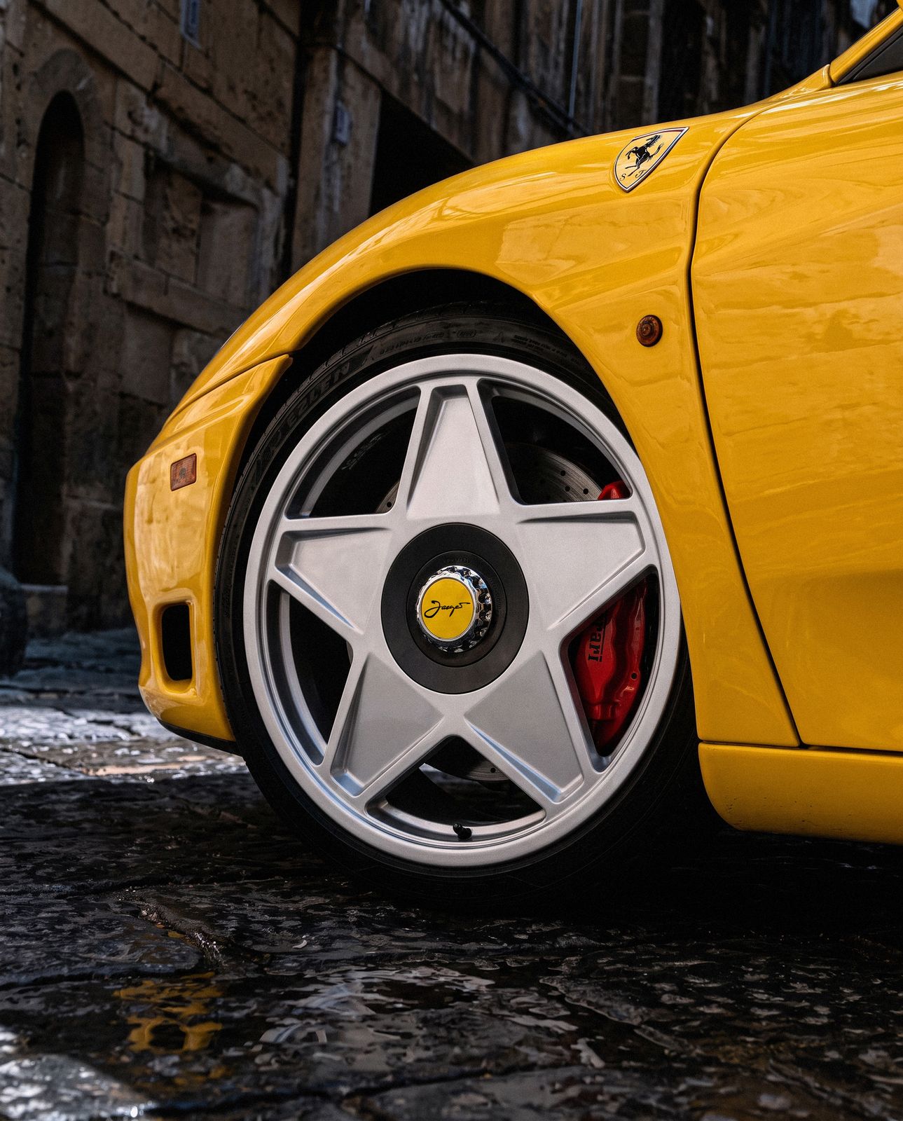 Ferrari 360 Spider 搭配 Jaeges RF 輪圈