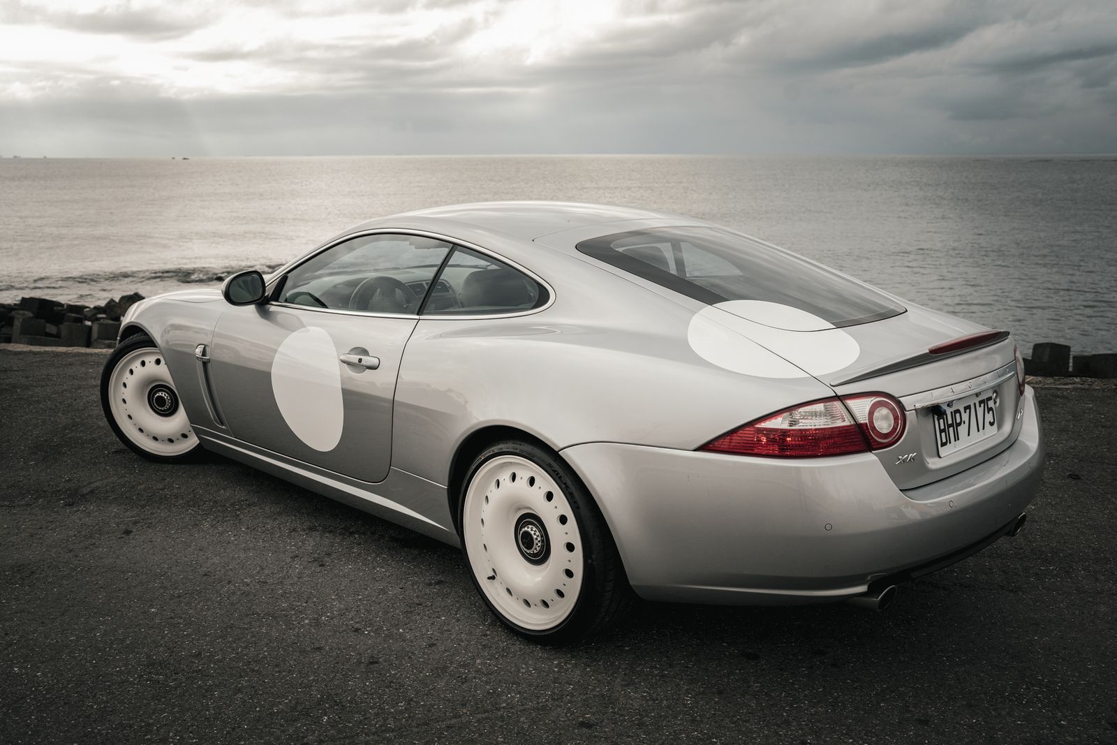Jaguar XK X150 on Jaeges RJ wheels