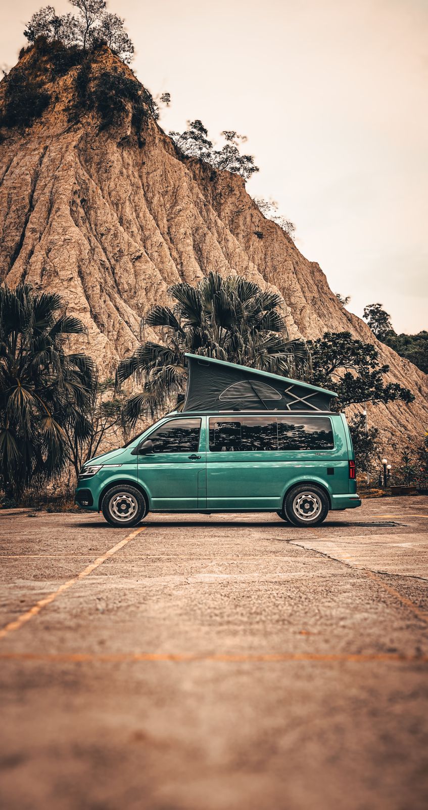Volkswagen T6.1 California on Jaeges RP wheels